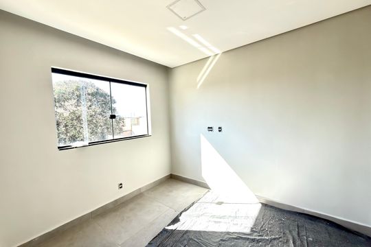 Quarto 2 de casa para alugar com 3 quartos, 140m² em Califórnia, Belo Horizonte