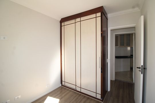Quarto 2 de apartamento para alugar com 2 quartos, 62m² em Parada Inglesa, São Paulo