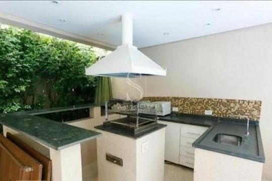Casa à venda com 4 quartos, 450m² em Real Parque, São Paulo
