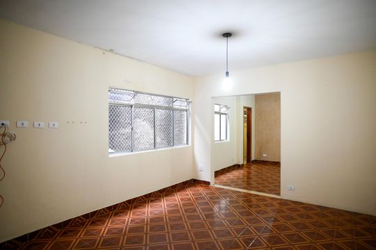 Casa para alugar com 5 quartos, 198m² em Bosque da Saúde, São Paulo
