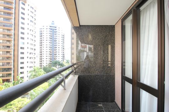 Varanda Sala de apartamento para alugar com 4 quartos, 150m² em Vila Andrade, São Paulo