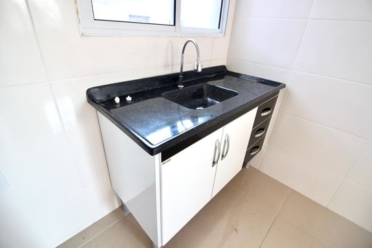 Cozinha - Armários de apartamento para alugar com 2 quartos, 41m² em Chácara Seis de Outubro, São Paulo