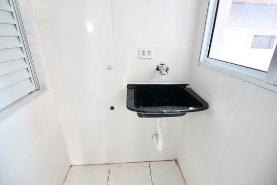 Área de Serviço de apartamento para alugar com 2 quartos, 41m² em Chácara Seis de Outubro, São Paulo