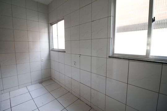 Cozinha e Área de Serviço de apartamento para alugar com 1 quarto, 45m² em Curicica, Rio de Janeiro