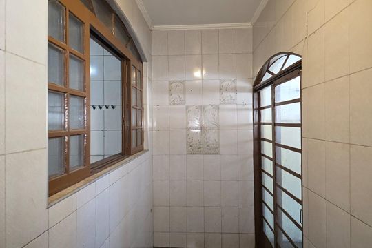 Área de Serviço de casa para alugar com 2 quartos, 70m² em Vila Galvão, Guarulhos