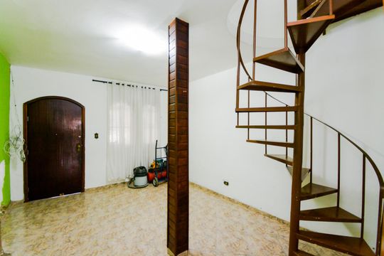 Casa para alugar com 3 quartos, 75m² em Vila Sao Joao, Guarulhos