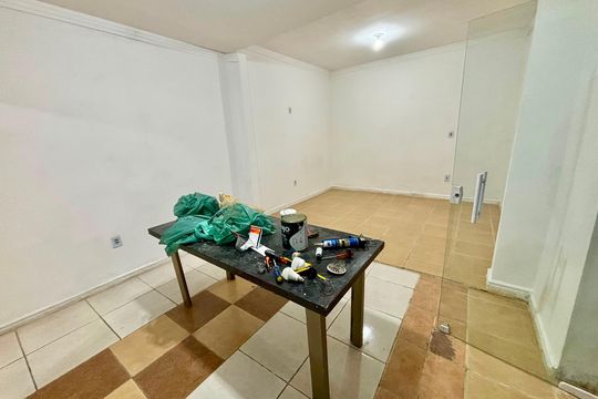Sala / Quarto de kitnet/studio para alugar com 1 quarto, 35m² em Jardim Satélite, São José dos Campos