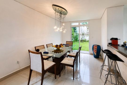 Sala de casa de condomínio à venda com 3 quartos, 140m² em Vila Aurora, Indaiatuba