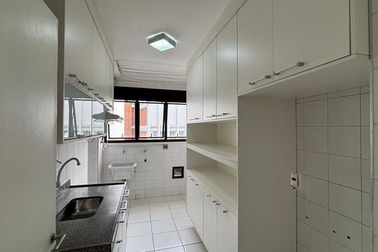 Apartamento à venda com 3 quartos, 76m² em Vila Campo Grande, São Paulo