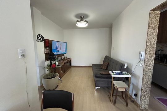 Sala de apartamento à venda com 2 quartos, 60m² em Inhaúma, Rio de Janeiro