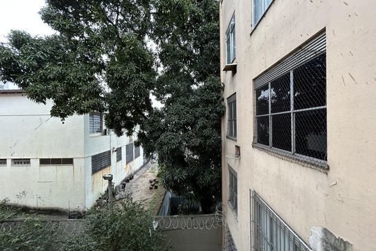 Vista da Sala de apartamento para alugar com 2 quartos, 45m² em Cascadura, Rio de Janeiro