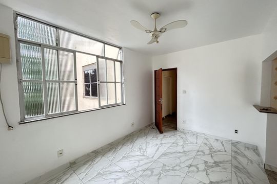 Apartamento para alugar com 2 quartos, 45m² em Cascadura, Rio de Janeiro