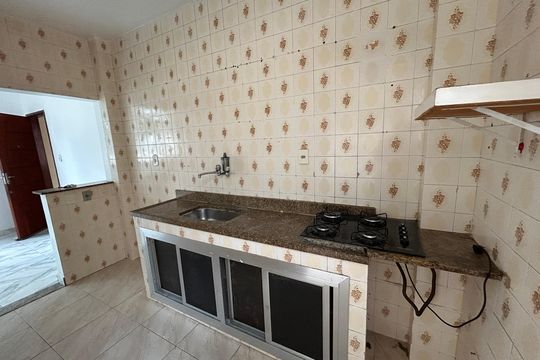 Cozinha de apartamento para alugar com 2 quartos, 45m² em Cascadura, Rio de Janeiro