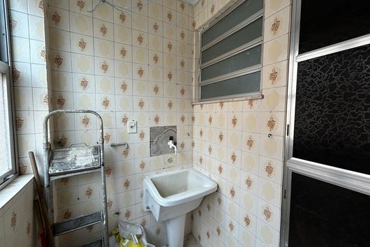 Área de Serviço de apartamento para alugar com 2 quartos, 45m² em Cascadura, Rio de Janeiro
