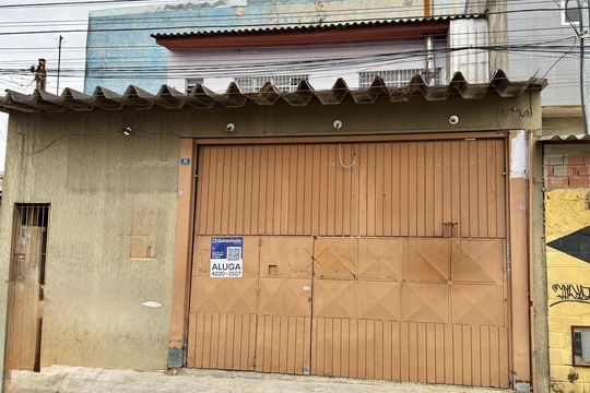 Fachada de casa para alugar com 2 quartos, 140m² em Jardim Pereira, Guarulhos