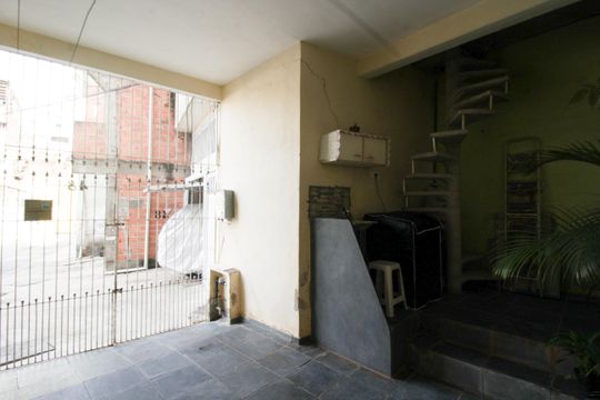 Garagem de casa à venda com 3 quartos, 50m² em Jardim Paulistano (zona Norte), São Paulo