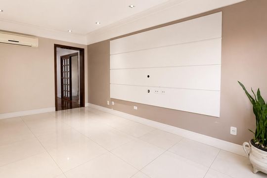 Apartamento para alugar com 4 quartos, 307m² em Vila Vista Alegre, Cachoeirinha