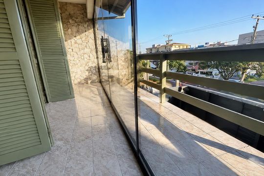 Varanda de apartamento para alugar com 4 quartos, 307m² em Vila Vista Alegre, Cachoeirinha
