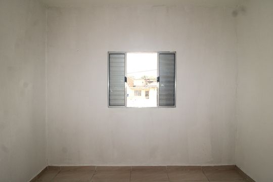 Quarto 2 de apartamento para alugar com 2 quartos, 45m² em Parque Peruche, São Paulo