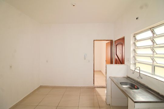 Sala / Cozinha de apartamento para alugar com 2 quartos, 45m² em Parque Peruche, São Paulo