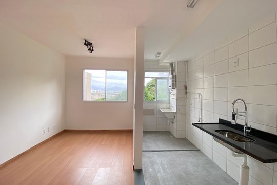 Apartamento à venda com 2 quartos, 46m² em Inhaúma, Rio de Janeiro