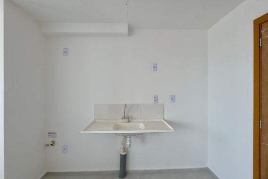 Cozinha de apartamento para alugar com 2 quartos, 48m² em Vila Nova Bonsucesso, Guarulhos