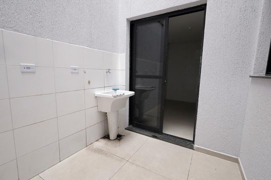 Área de Serviço de apartamento à venda com 2 quartos, 57m² em Jardim Ocara, Santo André