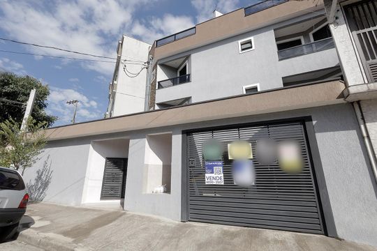 Fachada de apartamento à venda com 2 quartos, 57m² em Jardim Ocara, Santo André