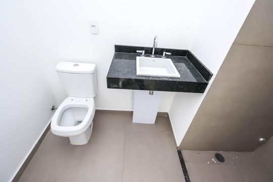 Banheiro de apartamento à venda com 1 quarto, 23m² em Vila Mariana, São Paulo