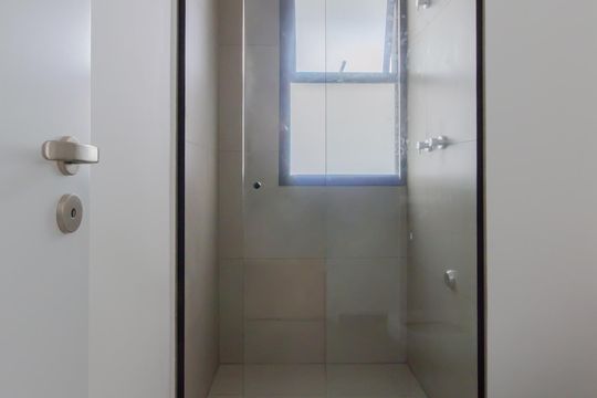 Banheiro de kitnet/studio à venda com 1 quarto, 31m² em Vila Mariana, São Paulo