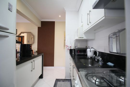 Cozinha de apartamento à venda com 3 quartos, 63m² em Vila Andrade, São Paulo