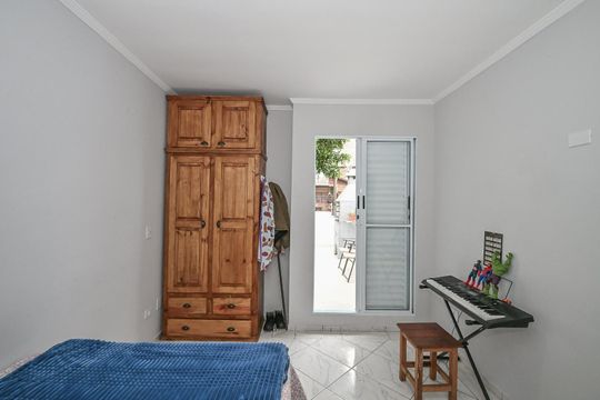 Quarto 1 de casa à venda com 2 quartos, 74m² em Jardim Monte Alegre, Taboão da Serra