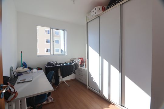 Quarto 2 de apartamento à venda com 2 quartos, 50m² em Fátima, Canoas
