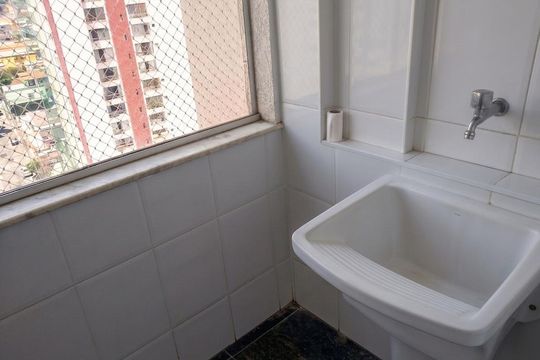 Área de serviço de apartamento para alugar com 3 quartos, 80m² em Ipiranga, Belo Horizonte