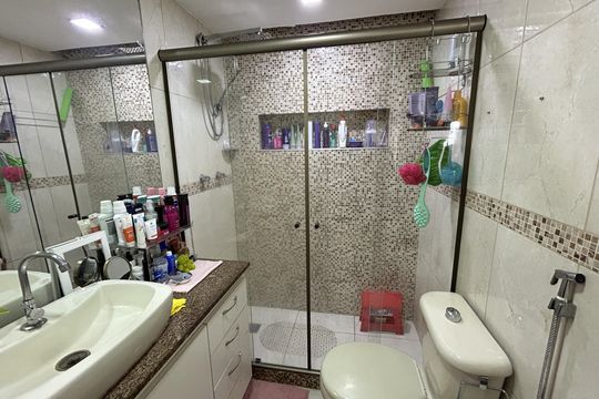 Banheiro da Suíte de apartamento para alugar com 3 quartos, 125m² em Todos Os Santos, Rio de Janeiro
