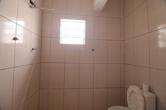 Banheiro de casa à venda com 2 quartos, 75m² em Jardim Santa Terezinha, Campinas