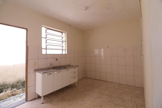 Casa à venda com 1 quarto, 75m² em Jardim Santa Terezinha, Campinas