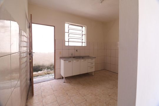 Casa à venda com 1 quarto, 75m² em Jardim Santa Terezinha, Campinas