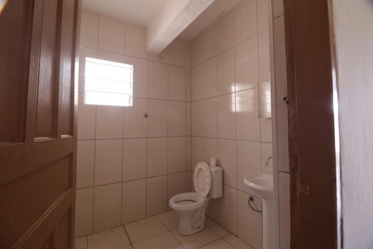 Banheiro de casa à venda com 2 quartos, 75m² em Jardim Santa Terezinha, Campinas