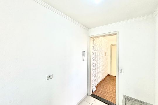 Cozinha  de apartamento para alugar com 2 quartos, 52m² em Jardim Maringa, São Paulo