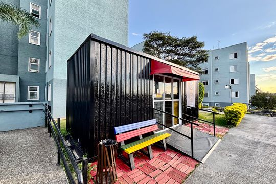 Mercado  de apartamento para alugar com 2 quartos, 52m² em Jardim Maringa, São Paulo