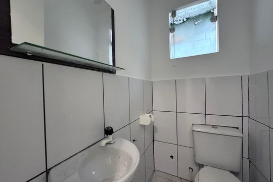 Casa de Condomínio para alugar com 2 quartos, 80m² em Vargem Grande, Rio de Janeiro