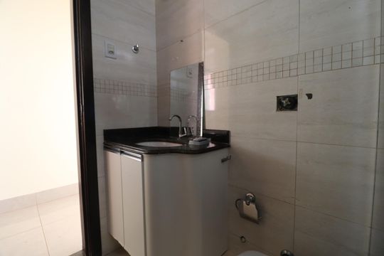 Banheiro Social de casa para alugar com 4 quartos, 166m² em Maravilha, Uberlândia