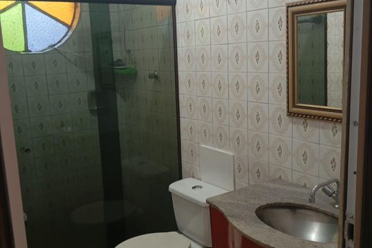 Banheiro de casa para alugar com 2 quartos, 100m² em Barreiro, Belo Horizonte