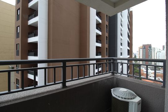Varanda de apartamento para alugar com 2 quartos, 38m² em Vila Nova Conceição, São Paulo