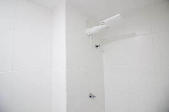 Banheiro 1 de apartamento para alugar com 2 quartos, 49m² em Jardim Helena, São Paulo
