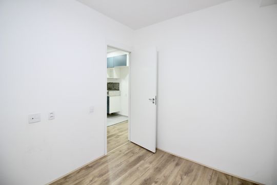Quarto 1 de apartamento para alugar com 2 quartos, 49m² em Jardim Helena, São Paulo