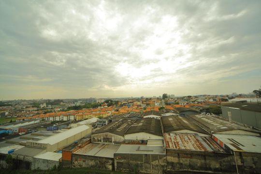 Quarto 1 - Vista  de apartamento para alugar com 2 quartos, 55m² em Conjunto Residencial Pombeva, São Bernardo do Campo