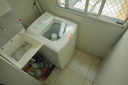 Área de Serviço de apartamento para alugar com 2 quartos, 55m² em Conjunto Residencial Pombeva, São Bernardo do Campo