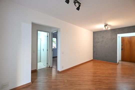 Sala de apartamento para alugar com 2 quartos, 64m² em Vila Progredior, São Paulo